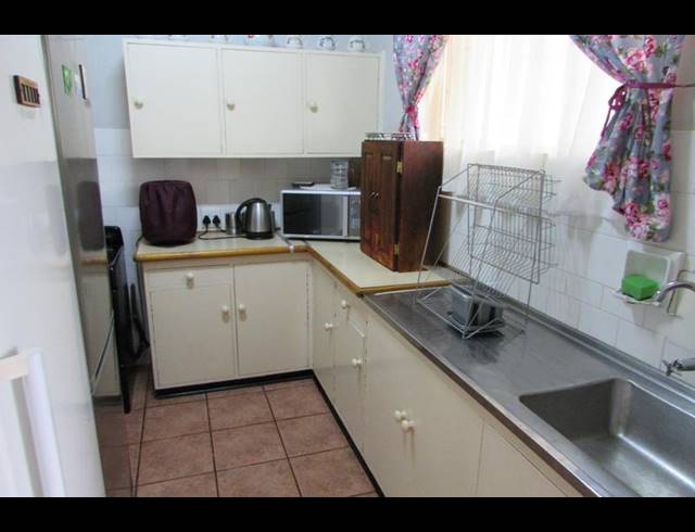 1 BEDROOM APARTMENT FOR SALE IN WHITE RIVER CENTRAL